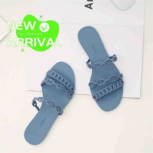 Sandálias de oran chinelos de couro de verão novas sandálias de nariz de porco cadeia de soldado de fundo plano feminina feminina feminina feminina