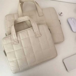Dizüstü bilgisayar kılıfları sırt çantası taşınabilir kabarık çanta sevimli ekose renkli koruyucu kese saplı yumuşak tablet taşıma kasa aksesuarları 24328