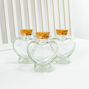 Zaagmachines 80ml Heart Shape Clear Glass Container with Cork Crafts Ornaments Bottles Storage Jars Refillable Exhibits Vials 6pcs