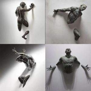 Sculptures Resin Electroplating Imitation Copper Abstract 3D Through Wall Figure Sculpture Climbing Man Statue Living Room Home Decoration