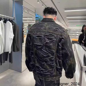 Designer The correct version of Paris style washed water distressed fashion label male and female celebrity internet celebrity same denim jacket VF79