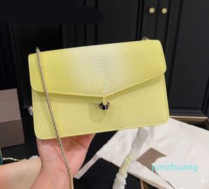 2024 Chian Designer Bag Women Leather Purse Handväska Pearl Fish Skin Crossbody Shoulder Bags Classic Flap Evening Bags Fashion Purse Wallet