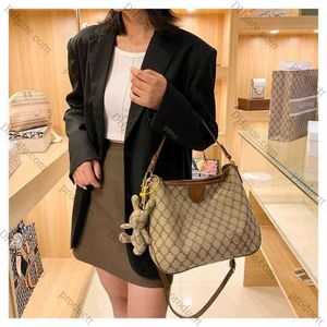 Bags Purses New Handbag Large Capacity Diagonal Womens Bag Lattice One Shoulder Tote Bag Clearance Sale