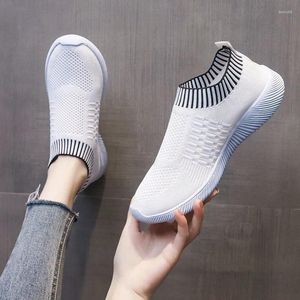Sıradan Ayakkabı Kadınlar 2024 Nefes alabilen örgü moda artı boyutu platform sığ Sapatos de Mujer