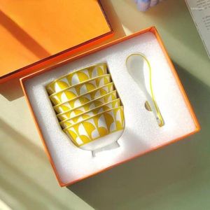 Bowls European Style High-end Yellow Six Bowl Spoon Kitchen Tableware Rice Household Noodle Gift Box Dining Table Set