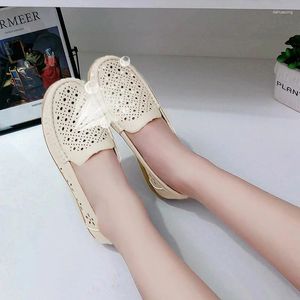 Scarpe casual Mocassini da donna estivi traspiranti Sneakers alla moda Donna Slip-On Scarpe basse comode e comode da donna con fondo morbido