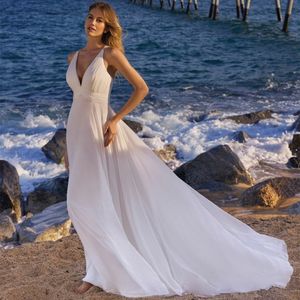 Elegante lange Chiffon-Strandhochzeitskleider mit V-Ausschnitt, A-Linie, weiß, Sweep-Zug, Garten-Brautkleid, plissiert, rückenfrei, Vestido de Novia, Damenkleider