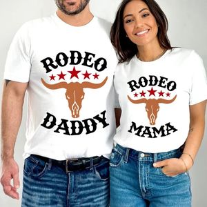 Camisa de aniversário de cowboy casal camisetas rodeio papai mamãe roupas de manga curta esposa marido t mulheres homens combinando camisetas 240328