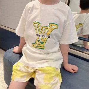 Модная детская футболка, детская дизайнерская одежда, детская футболка с короткими рукавами и надписью из 100% хлопка, люксовый бренд, летняя футболка для мальчиков и девочек