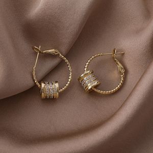 E1674 Delicate Hoop Earrings Earring Eardrop Metal Gold Stud Geometric Famous Women 925 Silver Crystal Rhinestone Earring Wedding Party Jewerlry Without Letters