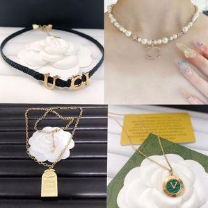 18K Gold Plated Luxury Brand Designer Pendants Necklaces Letter Choker Pendant Necklace Chain Jewelry Accessories Gifts