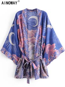 Boho Vintage Star and Moon Floral Print Sashes Women Bohemian V Neck Batwing ärmar Happie Short Robe Kimono Dress Cover-ups 240315