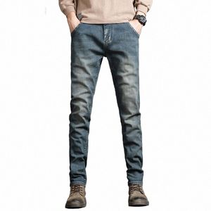 2024 Nowe męskie odcinki chude dżinsy Fi Casual Cott Denim Slim Fit Pants Męskie koreańskie spodnie uliczne odzież 045x#