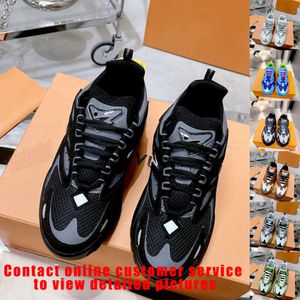 2024 Sapatos de verão Runner Sneaker Luxo Homens Correndo Tênis Casuais Designer Cinza Branco Verde Preto Prata Mens Preto Cinza Sapo Moda Respirável Trainer