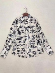 Kvinnors blusar Kvinnors skjortor Silk Ocean Collection Print Casual Loose Tidig Autumn Turn-Down Collar