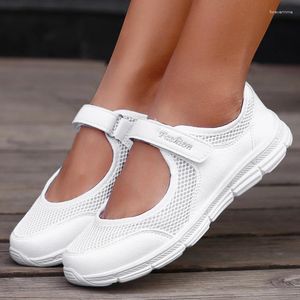 Scarpe casual Sneakers da donna Moda 2024 Flat Outdoor Donna Slip On Plus Size Ladies Vulcanize