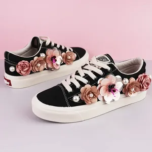 Casual Shoes for Autumn Women Sneakers 2024 Fashion Flat Breattable Canvas Platform Black Soft Foots Sequin Flower