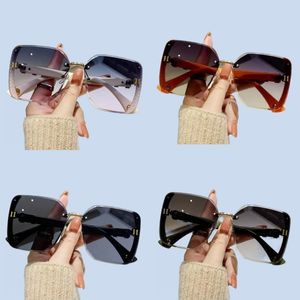 Designer solglasögon polariserande UV400 -skydd Adumbral resecyklinglinser