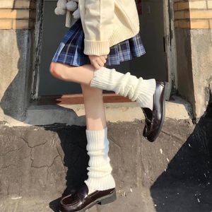 Женские носки в японском стиле Лолита, длинные вязаные теплые чехлы для ног, белые теплые штаны для девочек, осень-зима, вязаные крючком