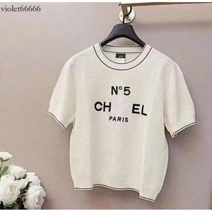 Designer 2024 High Quality Fragrant Wind Knitted Spring and Autumn New Short Sweater Set Temperament Slim Top Women