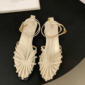 Sandals SUOJIALUN 2023 Summer Flat Shoes Womens Fashion New Gold Narrow Belt Sling Ankle Srtrap Dress Slide H240328JQWL