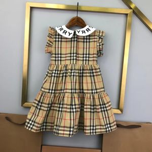 新しい女の子のスカートベビー服の女の子ドレスキッズデザイナー服豊富な花のデザインサマーファッションガールズドレス高級ブランド