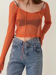 Koszulki damskie Chronstyle Kobiety Kreski T-shirty Modna Moda z przodu z przodu Silny kolor Crochet Low Cut Spring Summer Tops 2024