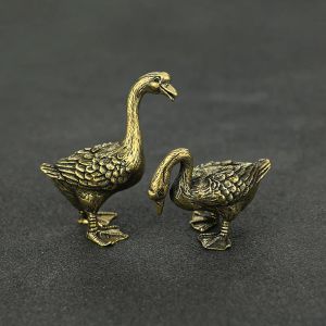 Sculptures Mini 2pcs Cute Brass Goose Vintage Animal Statue Metal Figure Props Home Office Desk Decor Ornament Toy Gift