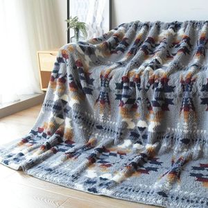 Coperte Coperta esterna in peluche bifacciale spessa e calda lenzuolo copridivano