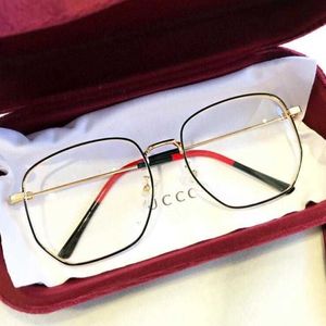 2019 Occhiali di design di lusso per uomo Donna Accessori per occhiali vintage Occhiali da sole227p
