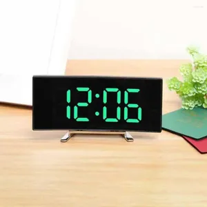 Relógios de mesa tela curva despertador atraente números led digital para decoração do quarto ajustável