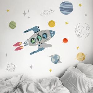 Aufkleber Cartoon Space Rocket Wandaufkleber für Kinderzimmer Kindergarten Wanddekoration Kinder Schlafzimmer Dekorative PVC Wandtattoos Home Dekoration