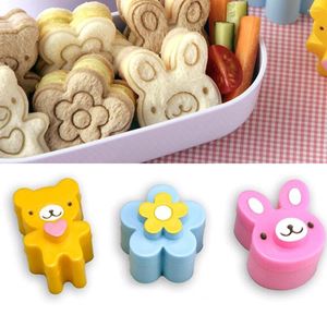 Baking Tools 3pcs Sandwich Mould Flower Panda Shaped Bread Cake Biscuit Embossing Device Crust Cutter Pastry