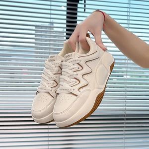 Casual Shoes Female Student Comfortable Little White 2024 Autumn Korean Edition Sports Board Thick Sole Elevated