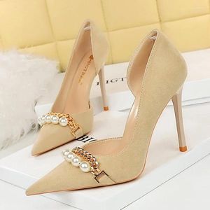 SURET Buty luksusowe kobiety 7 cm 11 cm wysokie obcasy pompki wysokiej jakości sztylet elegancka lady perel łańcuch na bal maturalny ślub