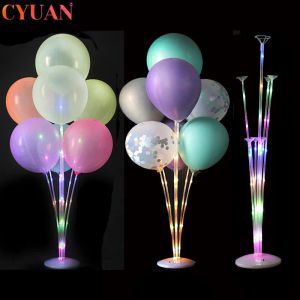 Kudde 1/2set LED Light Air Balls Stand Holsken Kolumn Kids Birthday Party Balloon Stick Wedding Decor Baloon Helium Globos vuxen Ballon