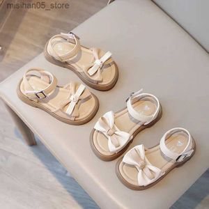 Sandals Little Girl Sandals Korean Style Summer Childrens Sandals Fashion Childrens Sandals Princess Bow Back Beach Flat Shoes Open and Closed Edition Q240328
