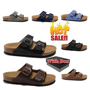 2024 Nya designer tofflor Sandal Mens Slides Sneakers Clog Sandaler Män Kvinnor Slides Black White Suede Leather Buckle Strap