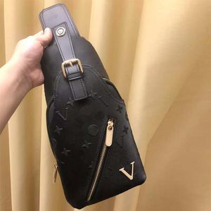 Luxur Designer väska män midjeväska handväska ryggsäck för män Fanny Pack Canvsl Sling Axelväska Mini Crossbody Chest Bag Sport Outdoor Purse Mens plånbok