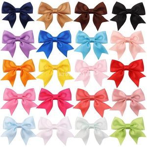 Girls Bowknot Hair Clips Alligator Hairpins Grosgrain Ribbon Bows Childrens Hair Accessories Baby Kids Boutique Bow Barrette Solid Color