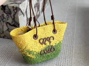 Designer Straw Basket Fashion Bag Handwoven Crossbody Beach Tote Summer Ladies Handbag Woven Bag Purse A2