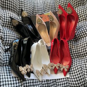 Sandálias femininas de couro envernizado sem costas com fivela de metal decorada com salto agulha salto agulha para casamento feminino designer de luxo moda pontuda vestido de noite sapatos de festa