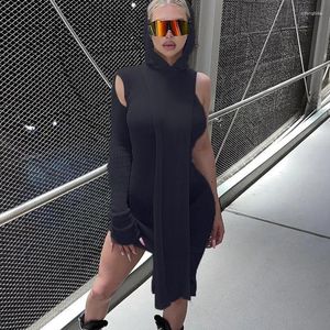 Casual Dresses Autumn Solid Hollow Single Shoulder Y2K Långärmad design Eleganta kvinnor Harajuku Fashion Hooded Dress 2024