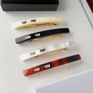 2024 Frühling Sommer M Marke Buchstaben Haarspange Haarspangen 18 Karat Gold Retro Vintage Schwarz Weiß Acryl Luxus Krabben Haarspangen Stifte Pin Stirnband Schmuck Zubehör