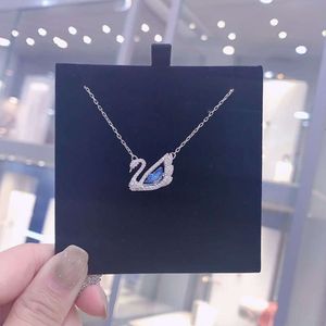 Swarovskis smycken halsband hoppande hjärta svan halsband kvinnlig element kristall smart clavicle kedja