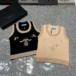 Kvinnors designer broderad ärmlös andas mode Vest Sticked Jumper Women's Running T-shirt