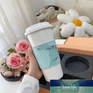 Топ креативный кожаный чехол керамическая чашка кофейные чашки утиный цветок подарочные костяные чашки-китайские чашки
