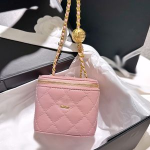 23S altın top zinciri mini makyaj çantası 11cm şık kadın omuz çantası deri altın donanım metal c cumle lüks debriyaj mattilas zincir crossbody çanta kart çantaları cüzdan