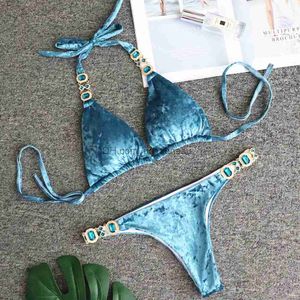 Kvinnors badkläder 2023 Sexig sammetblå baddräkt Kvinnor Luxury Rhinestone Diamond Micro Bikini Push Up Thong SwimeWear Brazilian Beach Bathing Suit T240328