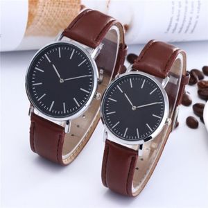 New Fashion LEATHER strip watches 36mm women watches 40mm men watches Quartz Watch Relogio Feminino Montre Femme Wristwatches gift190M